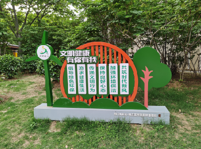 梁河标识标牌对现代社会的重要性。